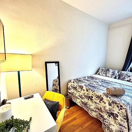 Manhattan -Ues - Room Accommodation New York Exterior photo
