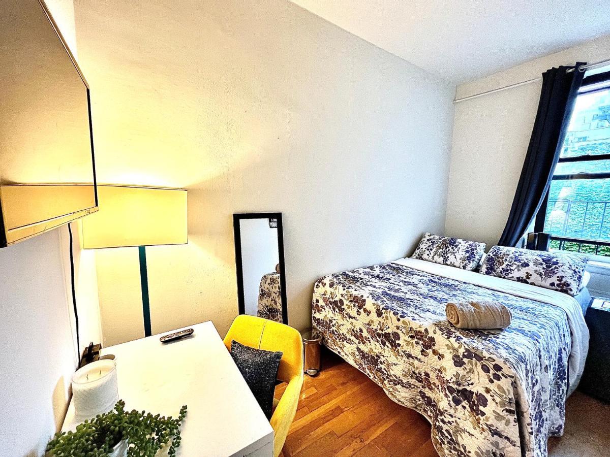 Manhattan -Ues - Room Accommodation New York Exterior photo
